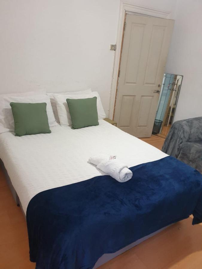 Balham, South London Spacious Guest House F2, 6 Rooms Available Экстерьер фото